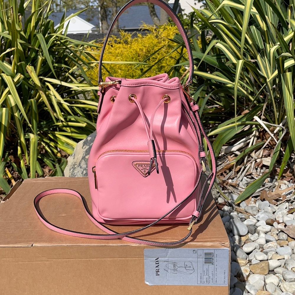 Authentic PRADA bucket bag cross body like new